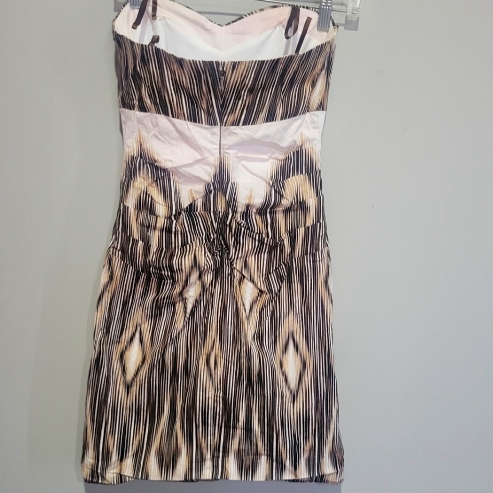 le chateau strapless mini  dress - Picture 2 of 7